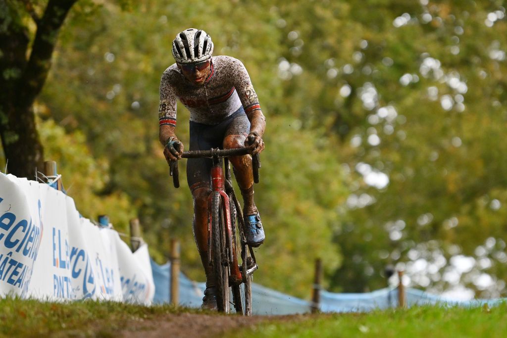 PONTCHATEAU FRANCE NOVEMBER 05 Cameron Mason of Great Britain competes during the 21st UEC European Cyclocross Championships 2023 Mens Elite on November 05 2023 in Pontchateau France Photo by Luc ClaessenGetty Images