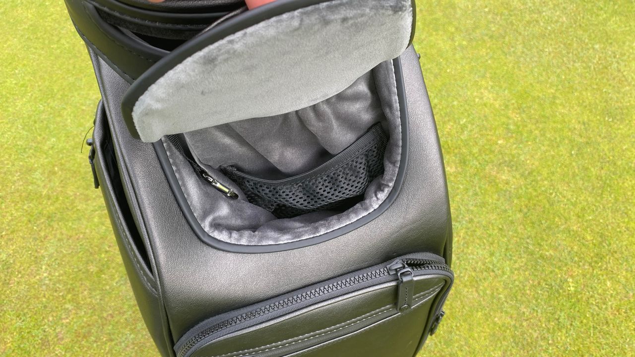 Photo of the White Vessel Prime 2.0 staff bag