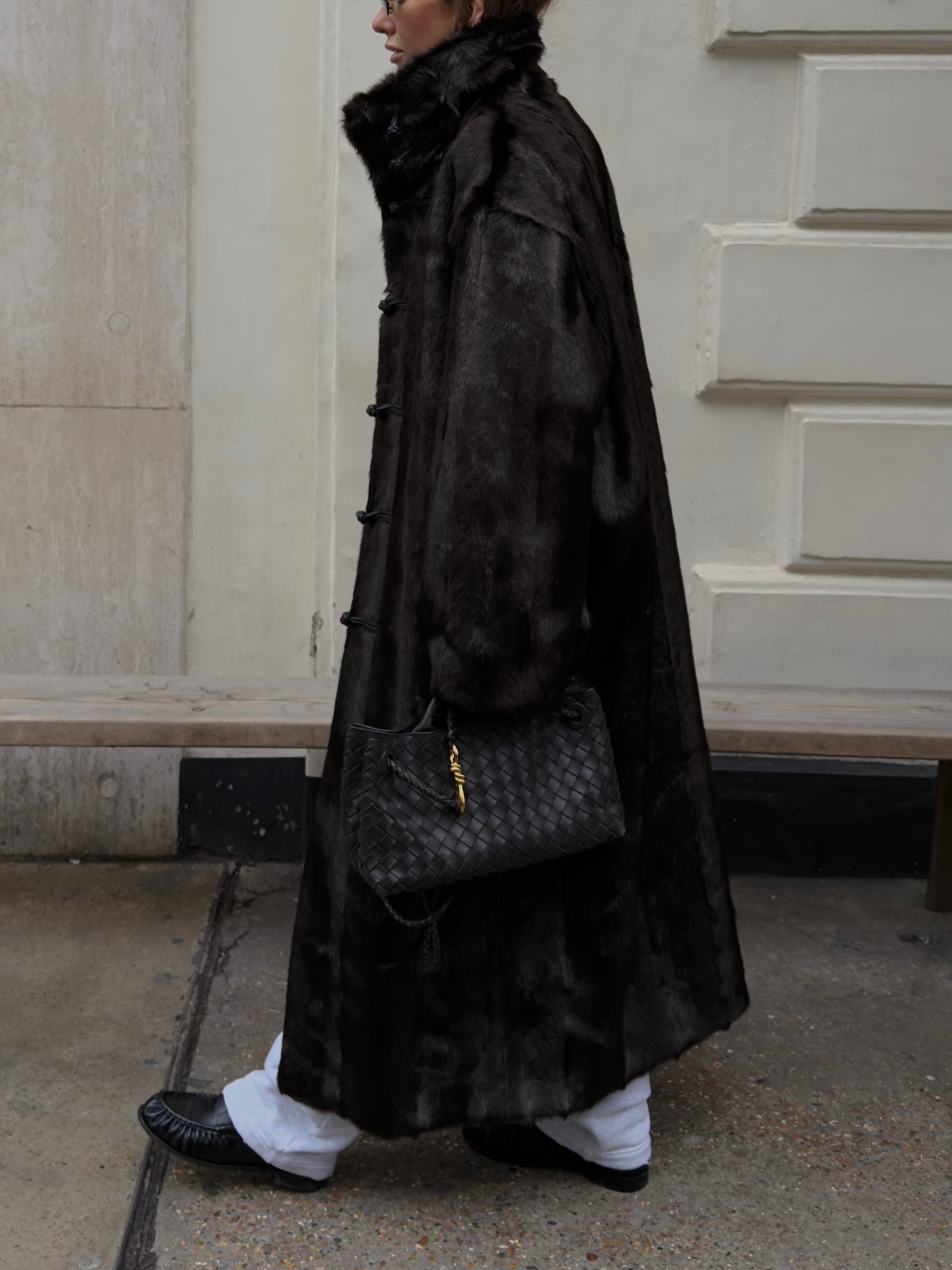 Hannah Lewis Stylist