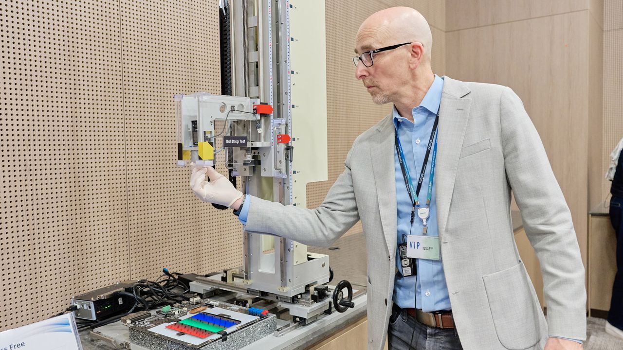 Samsung Display Factory Tour