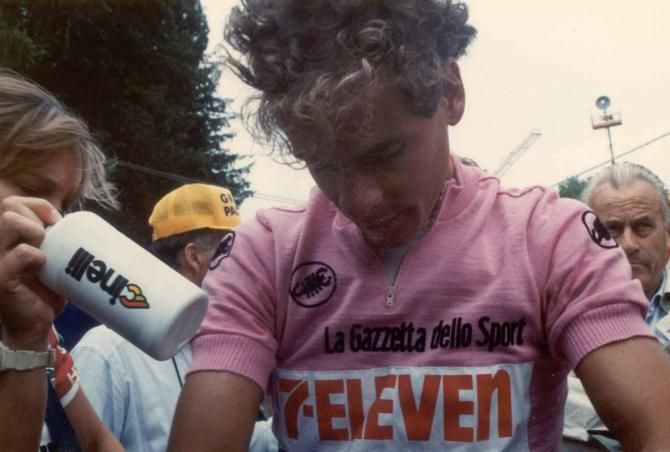 Andy Hampsten in pink at the end of stage 19