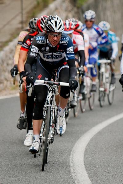 Jens Voigt (Saxo Bank) keeping the pace high up S&oacute;ller mountain.