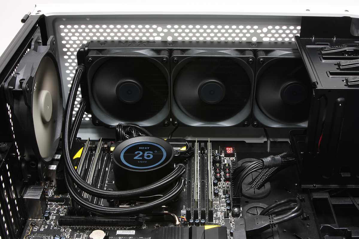 NZXT Kraken Z73 Review: Pretty, Pricey Performance | Tom's Hardware