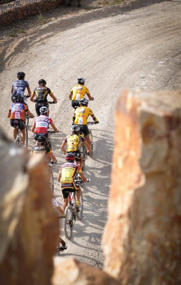 The favorites go up stage 2's major climb