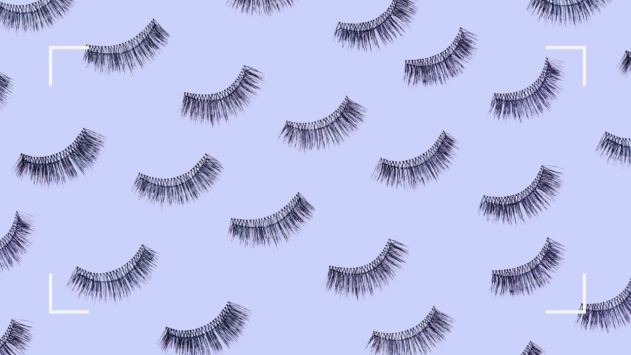 lots of pairs of false eyelashes to illustrate how to remove false eyelashes