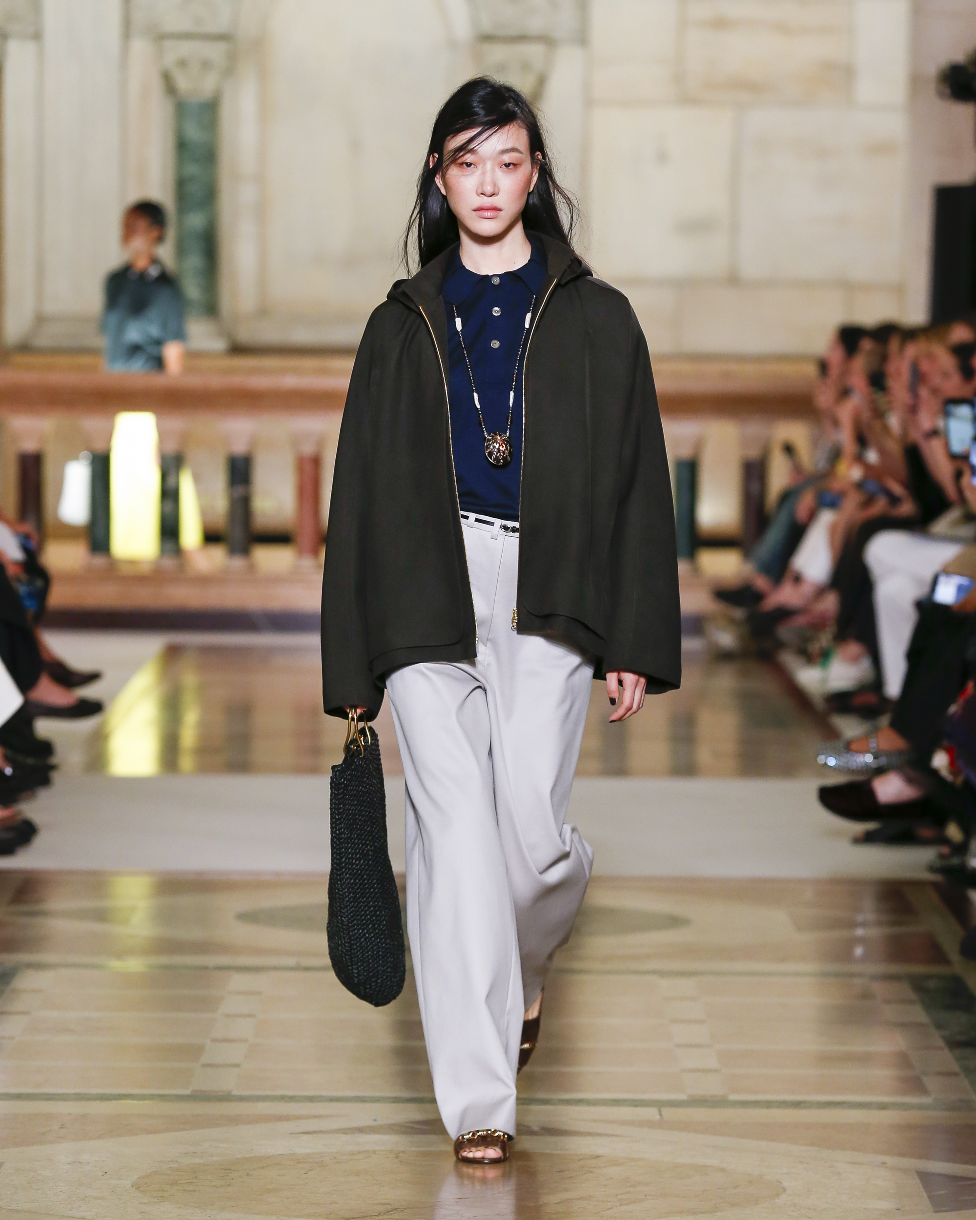 Tory Burch S/S 26 runway, collared knitwear