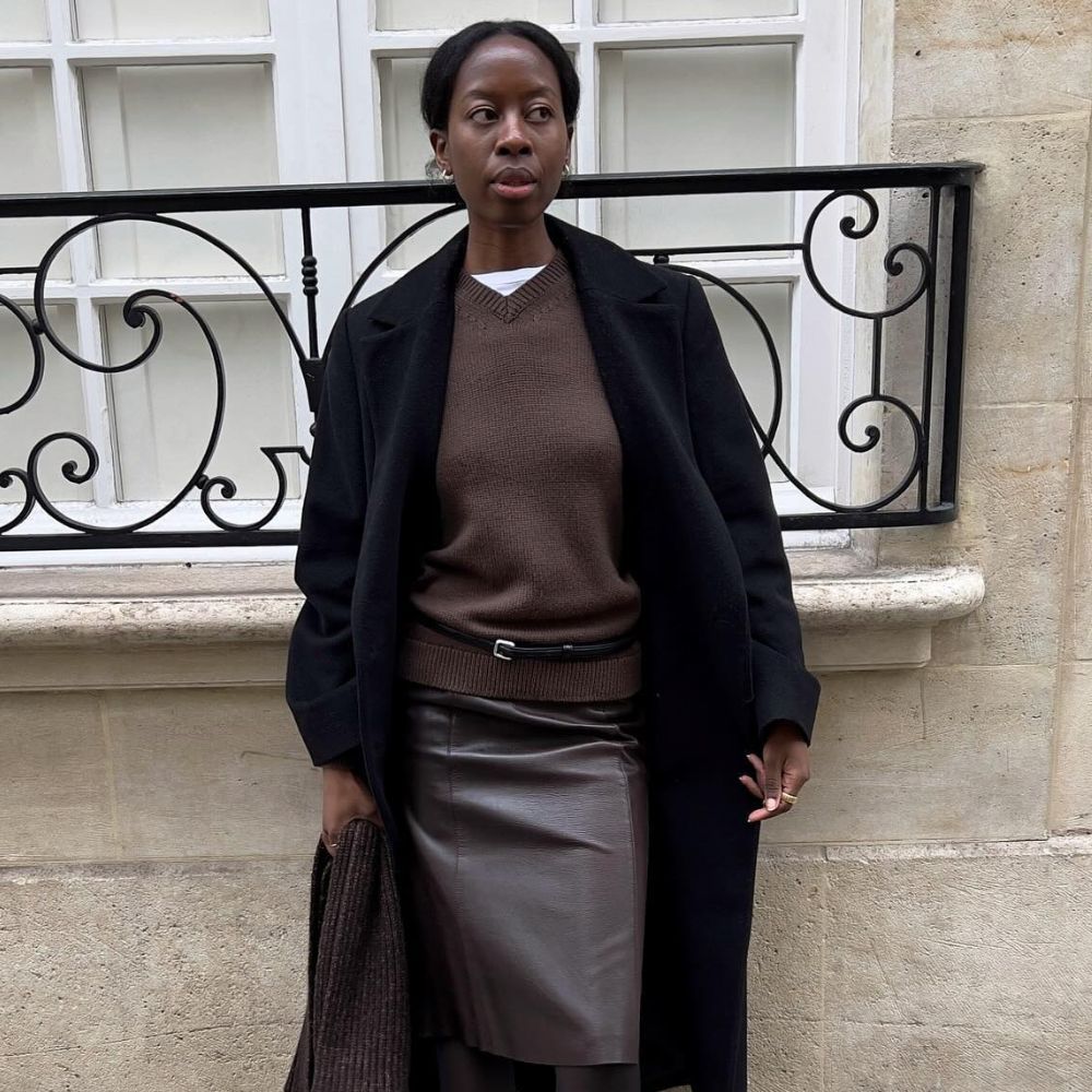 I've Noticed Every Single Chic Person Is Updating Their 2025 Outfits With This Simple, Elegant Accessory