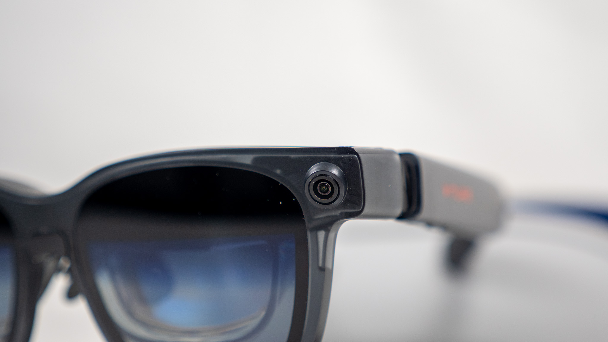 Viture Luma Ultra's side cameras