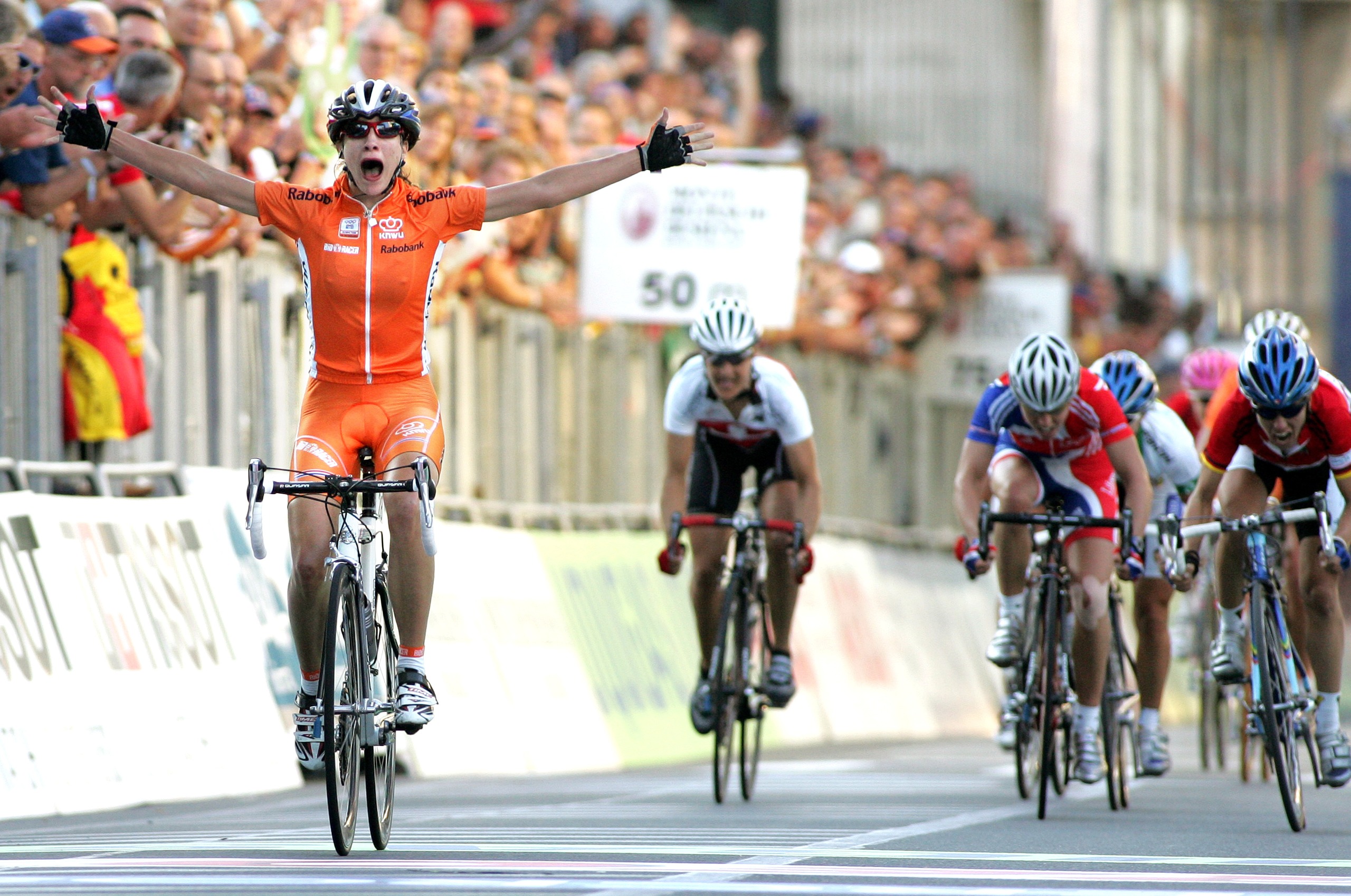 Marianne Vos wins the elite women's road race at the 2006 World Championships in Salzburg
