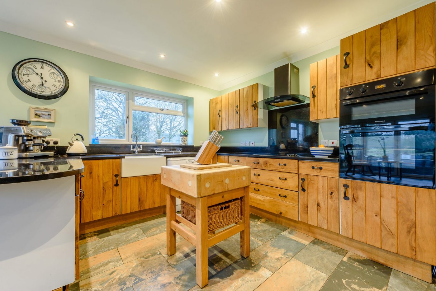 Blueys-Farm-KITCHEN-scaled-e1618832506516.jpg