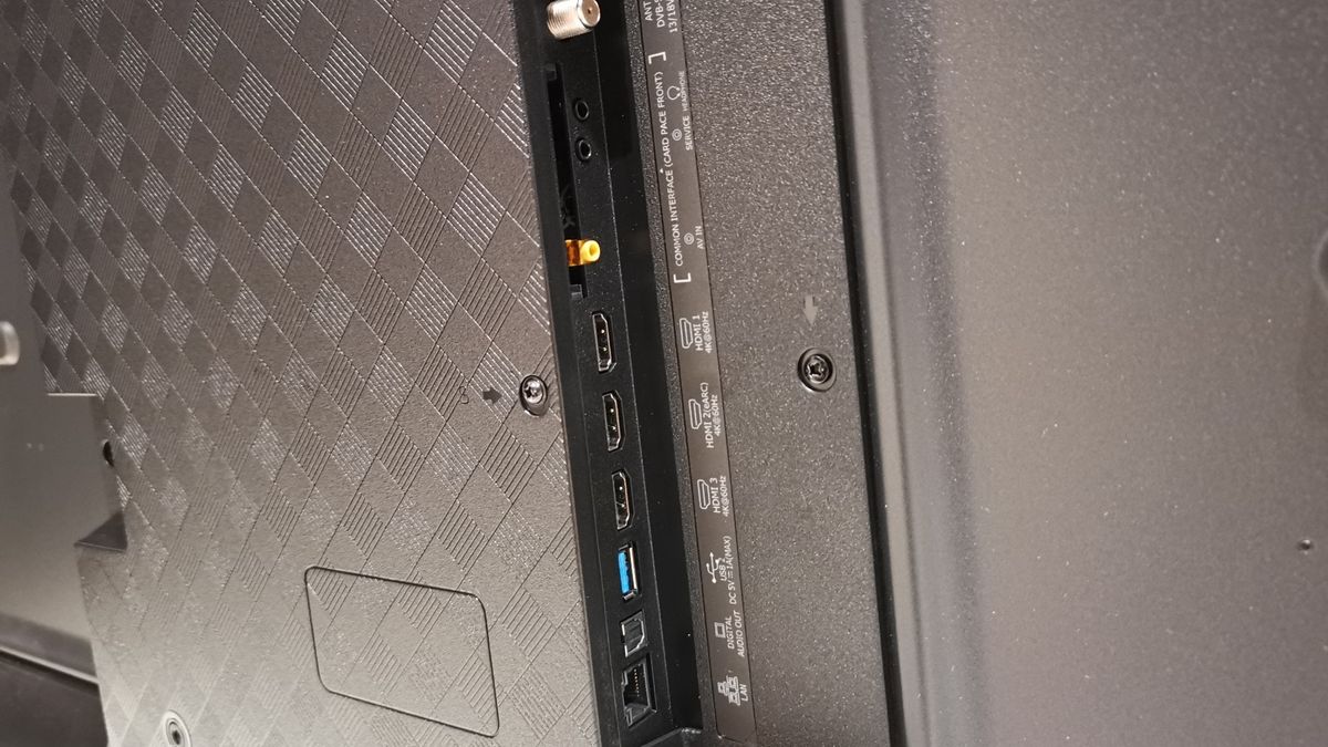 Side view of Hisense A6G ports