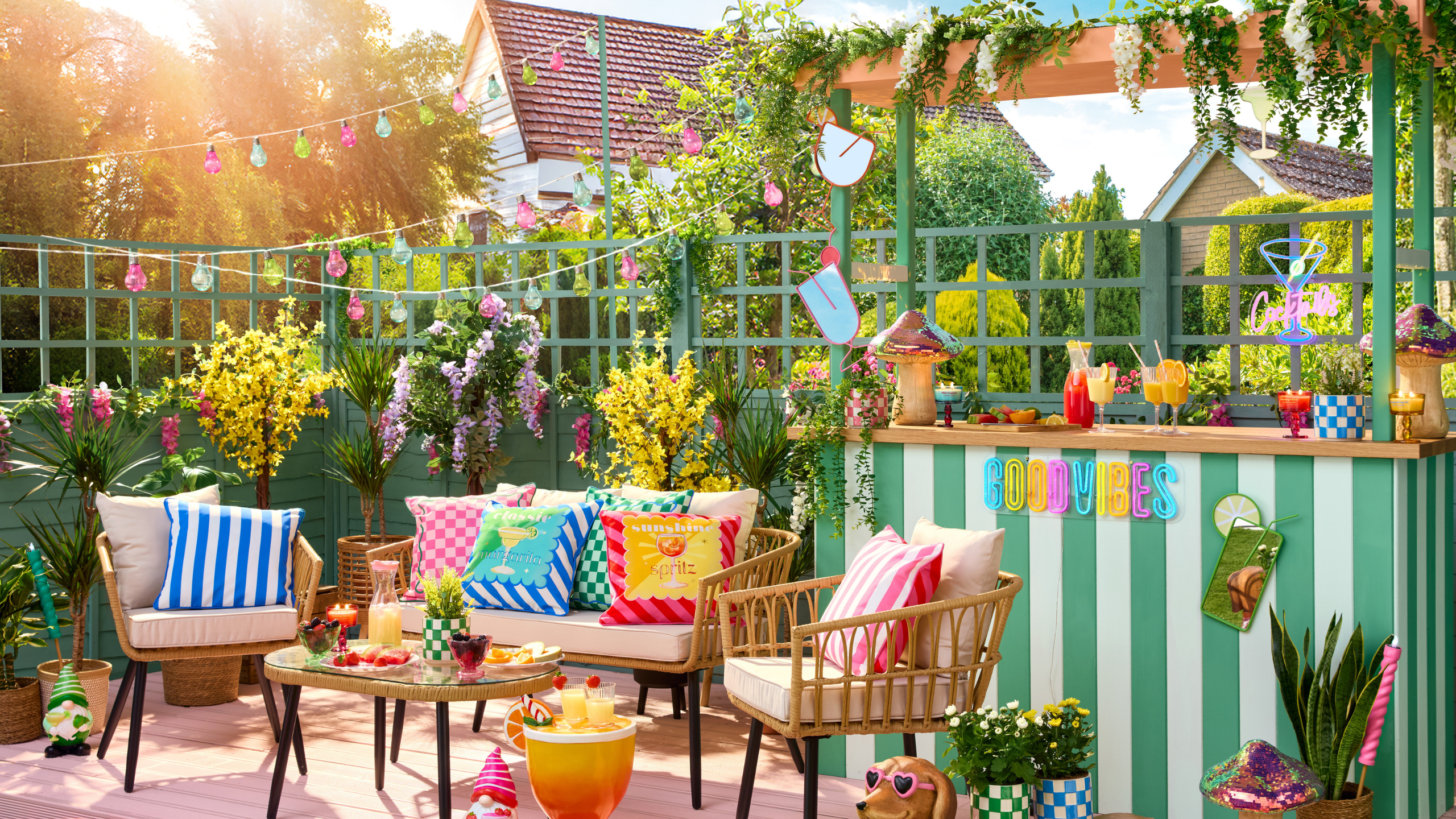 B&M has just slashed the price of its already-affordable garden egg chair – everything you need to know about it’s 50% off garden furniture sale