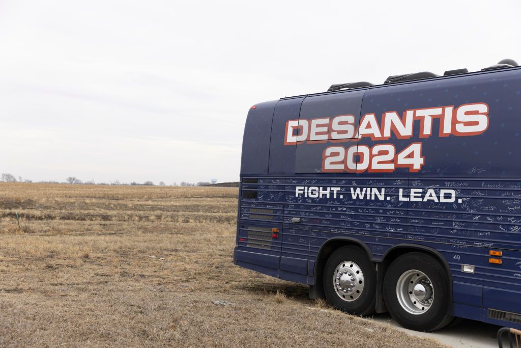 Ron DeSantis&#039; campaign bus in Iowa