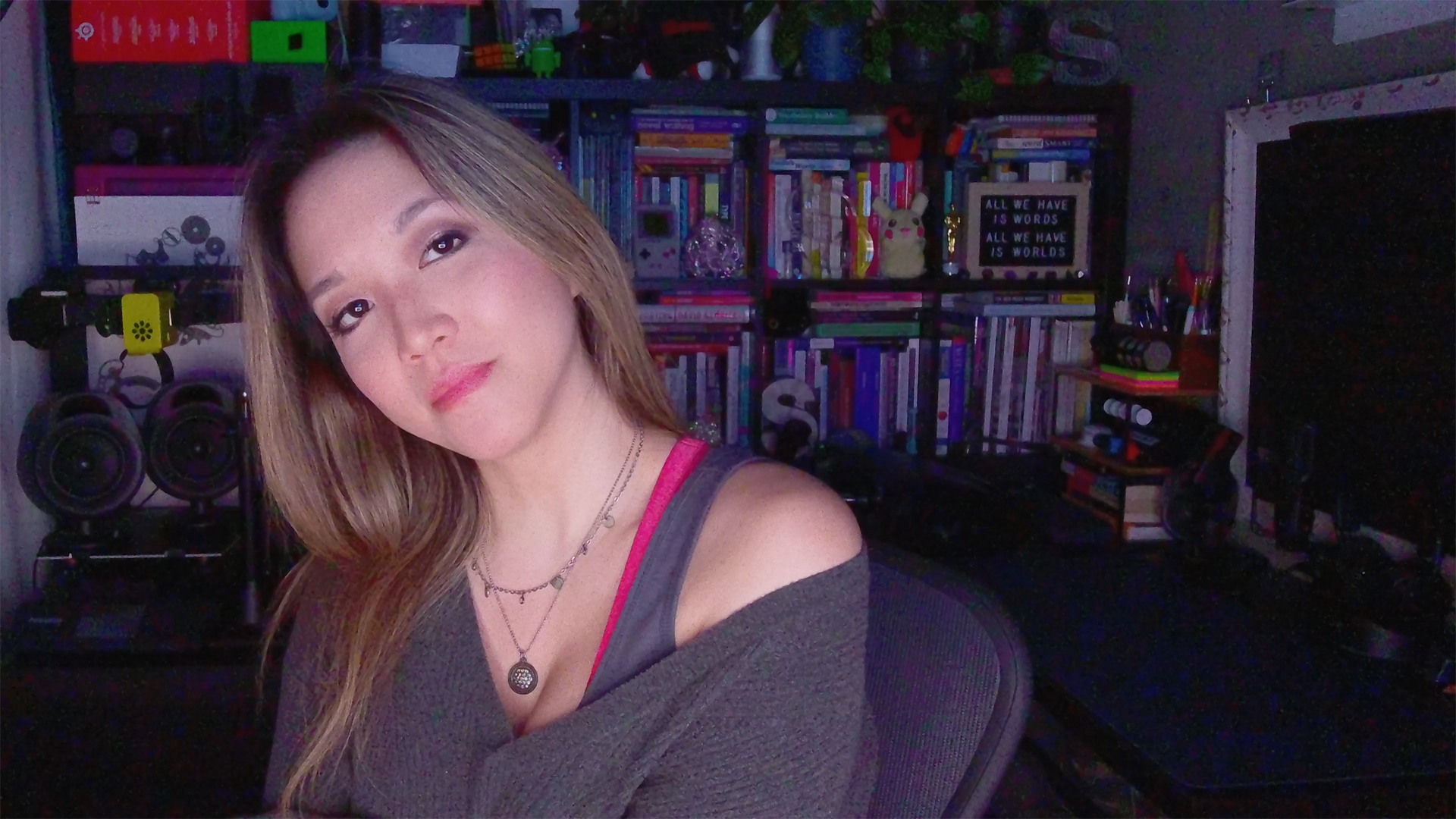 Low-Light Performance Emeet Piko Comparison