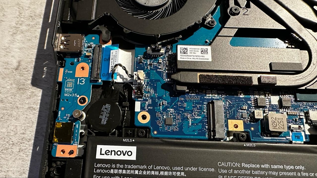Lenovo Legion Pro 5i (Gen 8) Battery