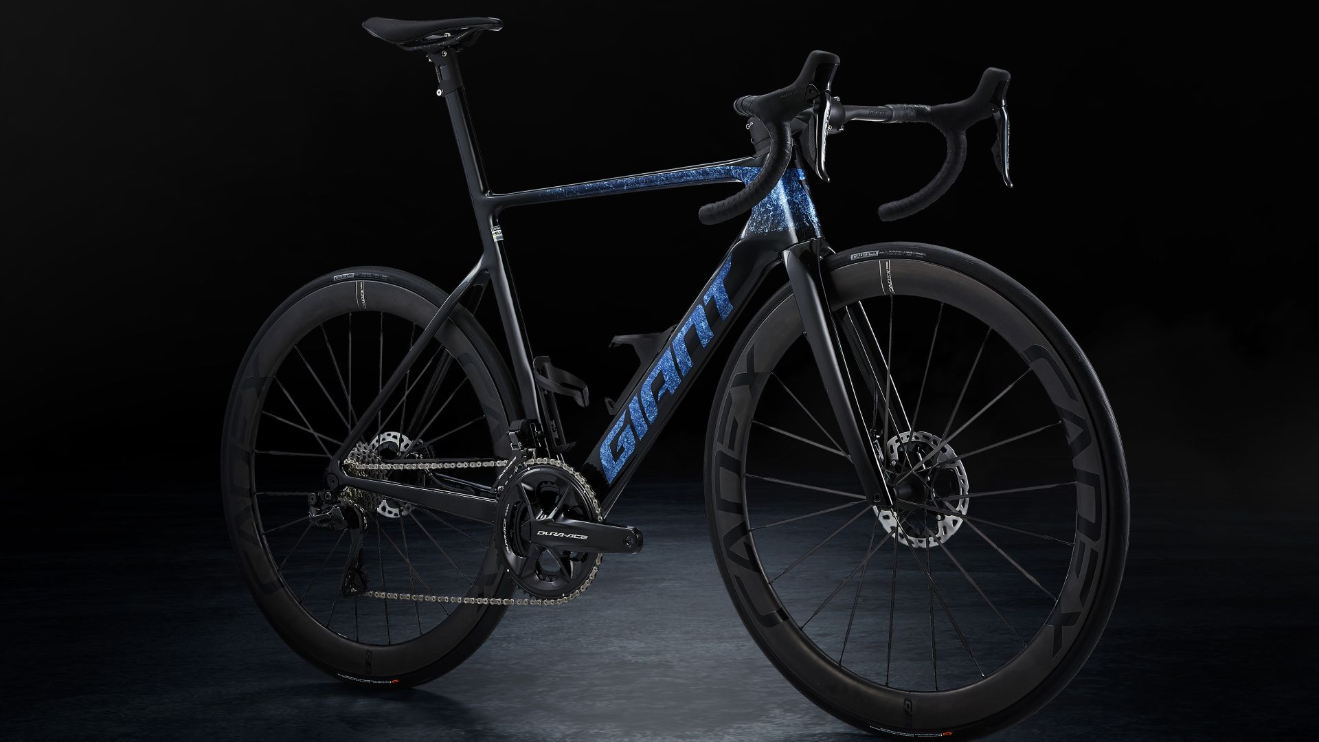 The new Giant Propel Advanced SL aero race bike