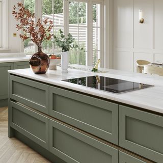 Magnet green handleless shaker kitchen island