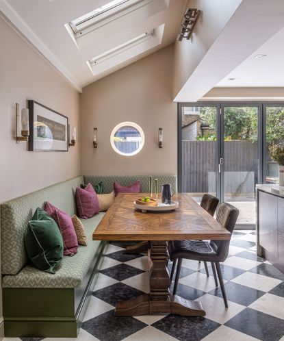 8 color combinations to instantly elevate a dining room | Homes and Gardens