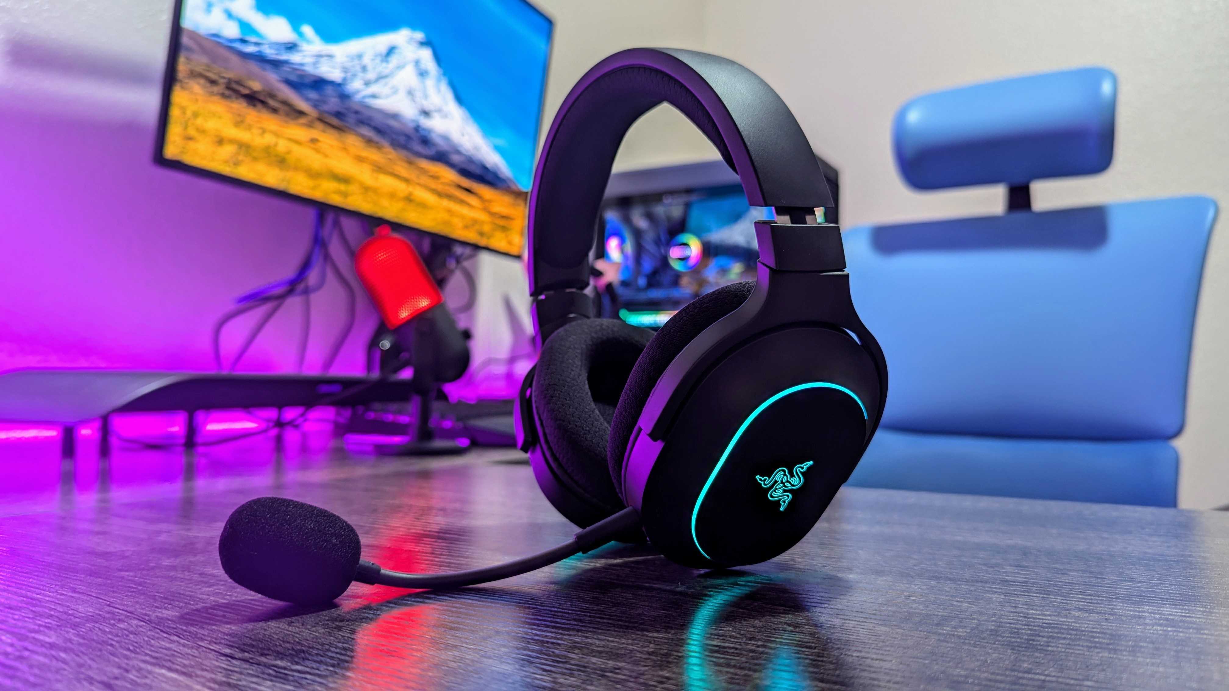 Image of the Razer Barracuda X Chroma wireless gaming headset.