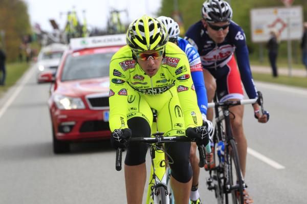 Alfredo Balloni (Farnese Vini - Selle Italia) leads the stage 2 break at the Giro d'Italia