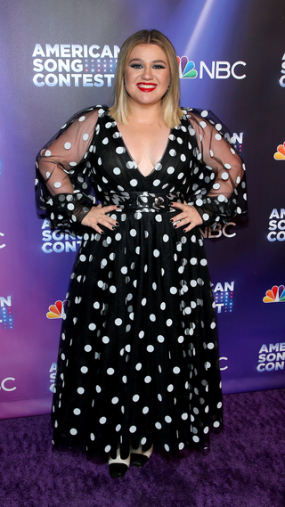 Kelly Clarkson attends the premiere of NBC's "American Song Contest" at The Lot at Universal Studios Hollywood on March 21, 2022 in Universal City, California