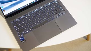 Asus Zenbook S14 OLED UX5406 review