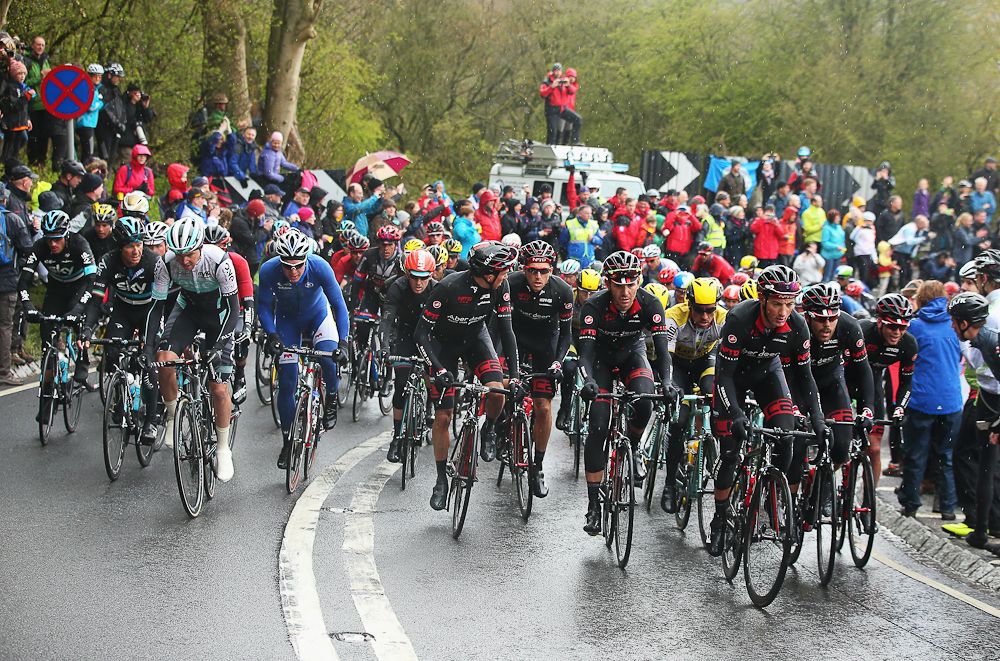 The peloton ride during the third stage of the 2016 Tour de Yorkshire