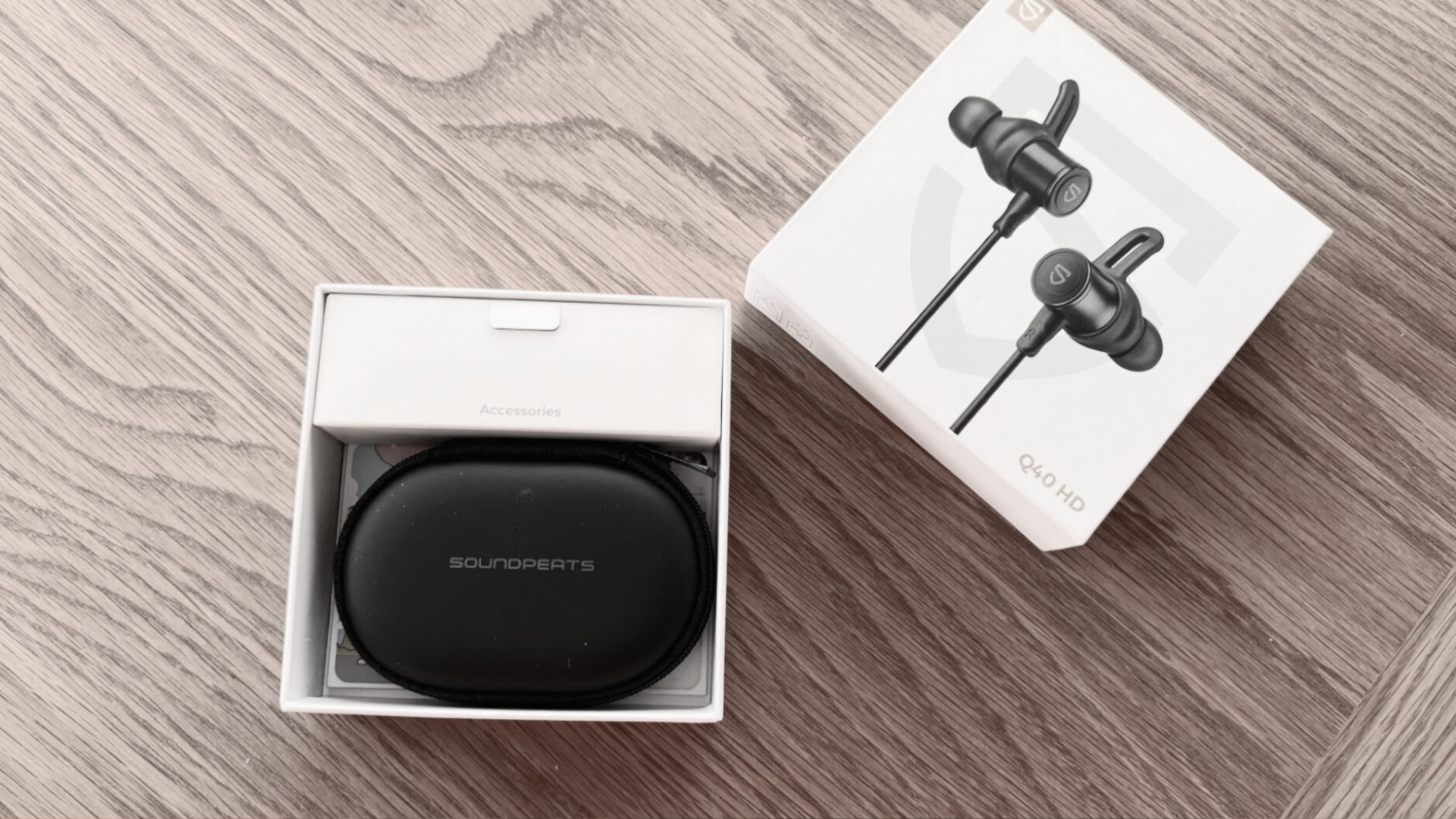 SoundPeats Q40 HD Sport Earphones
