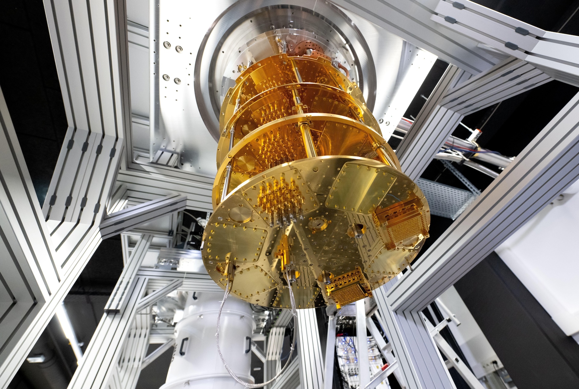 a photo of a quantum computer