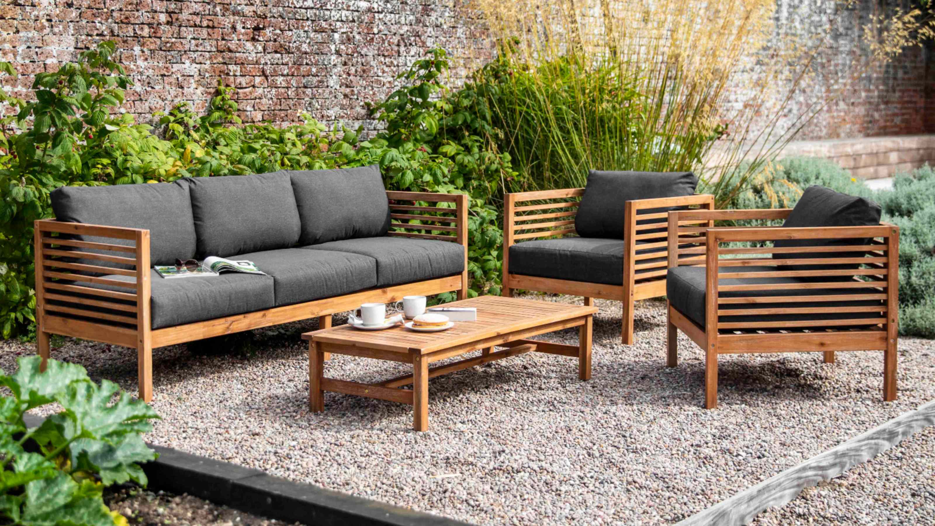 Best Wooden Garden Furniture 2021, Wooden Garden Sofa Set With Cushions