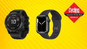 Garmin Venu 2 versus Apple Watch Series 