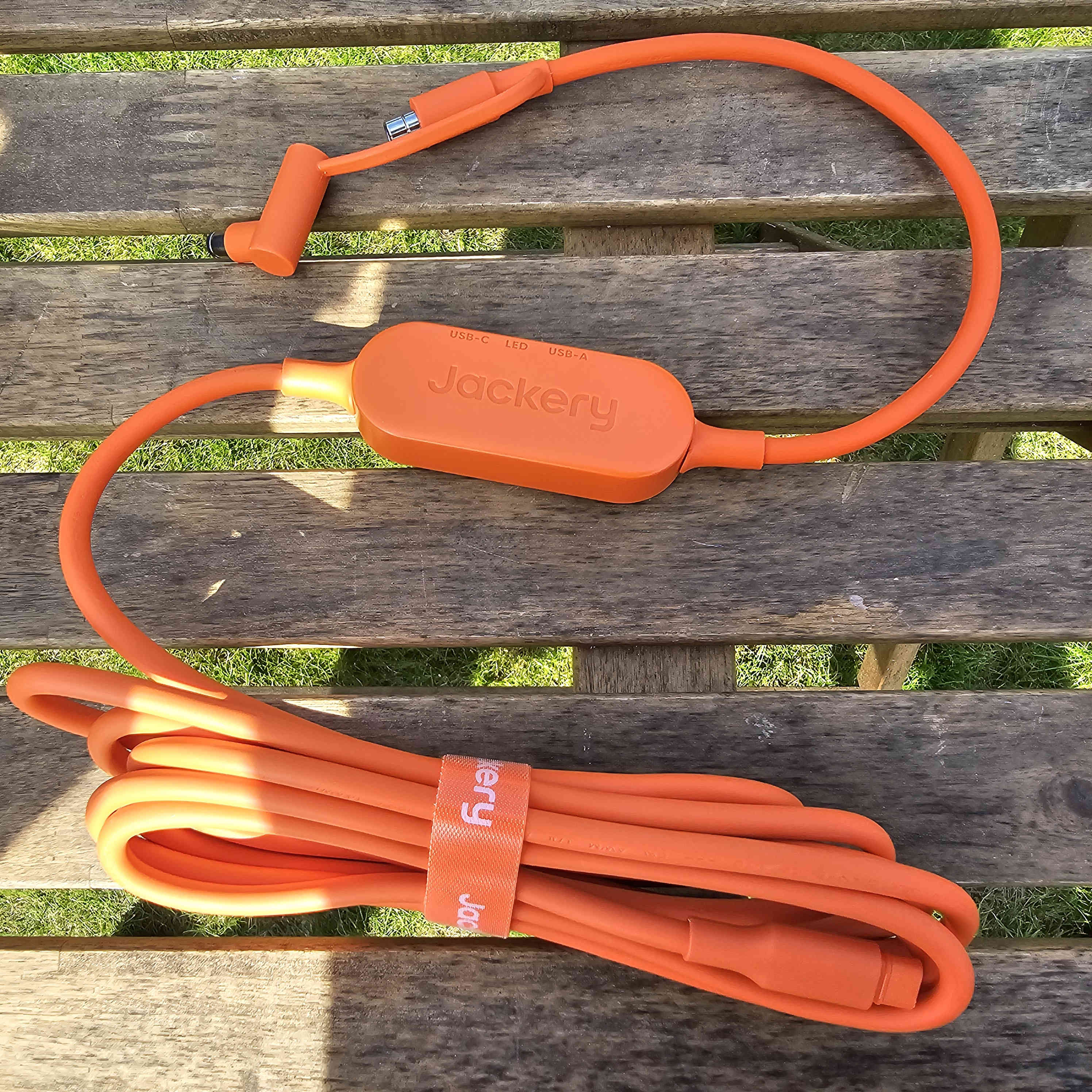 Jackery Explorer 2000 v2 image 17