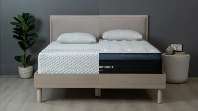 A split screen of the Leesa Sapira vs the Helix Midnight Luxe mattress