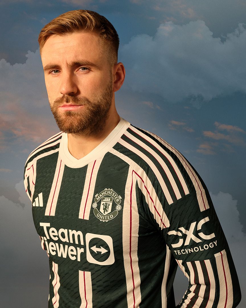 New Manchester United away kit
