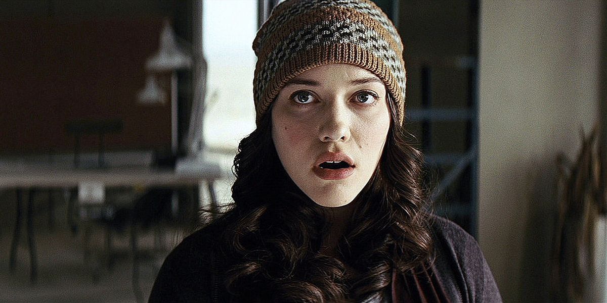 Kat Dennings as Darcy in Thor: The Dark World