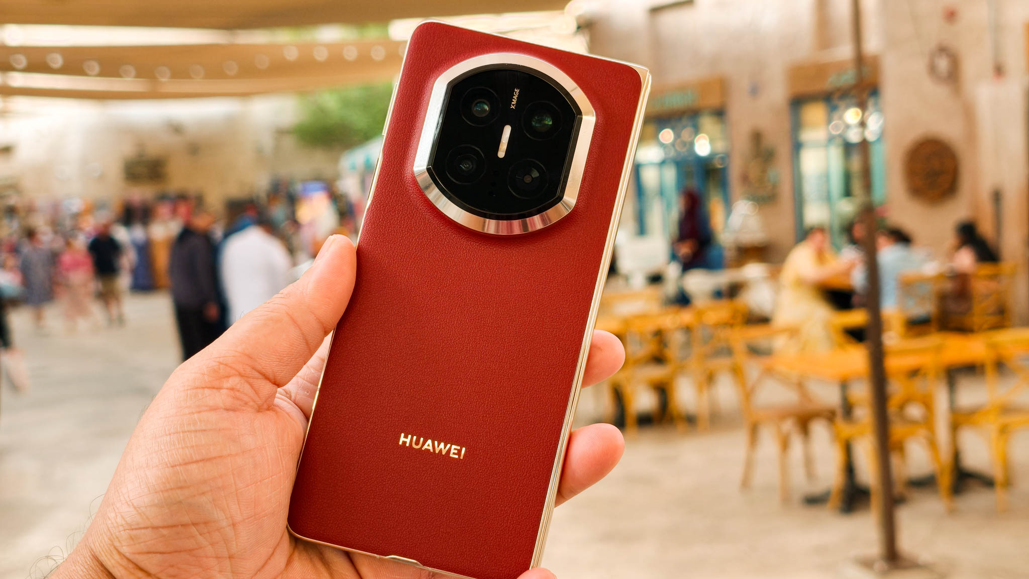 Huawei Mate X7 hands-on testing in Dubai on Android Central