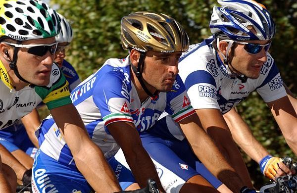 Paolo Bettini (Quick.Step) in the peloton during the 16th stage