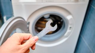 How to install a washer-dryer combo