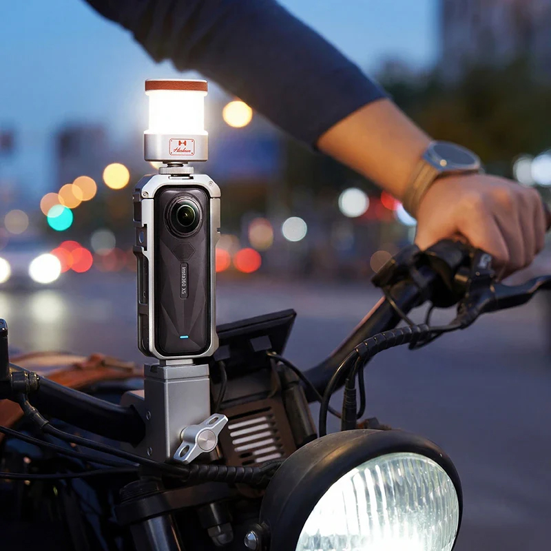 The Harlowe Omni 360 light