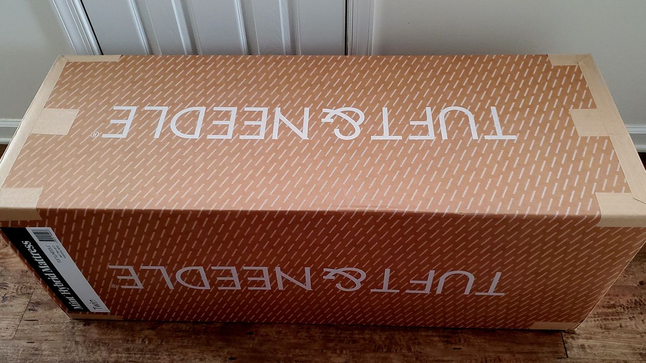 Tuft &amp; Needle Mint Hybrid mattress setup