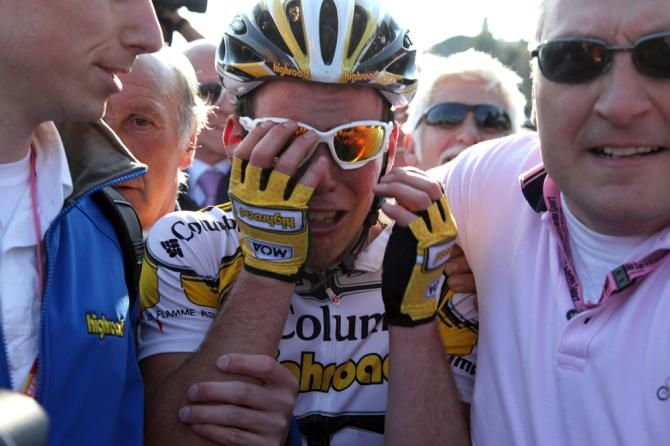 The emotion is too much after winning Milan San Remo in 2009