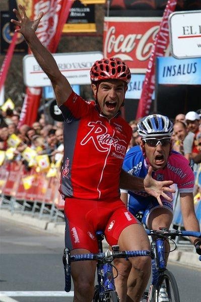 The agony and the ecstasy: Vicioso celebrates as Patxi Vila (Lampre) yells out behind.
