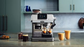 De'Longhi La Specialista Touch on a kitchen countertop