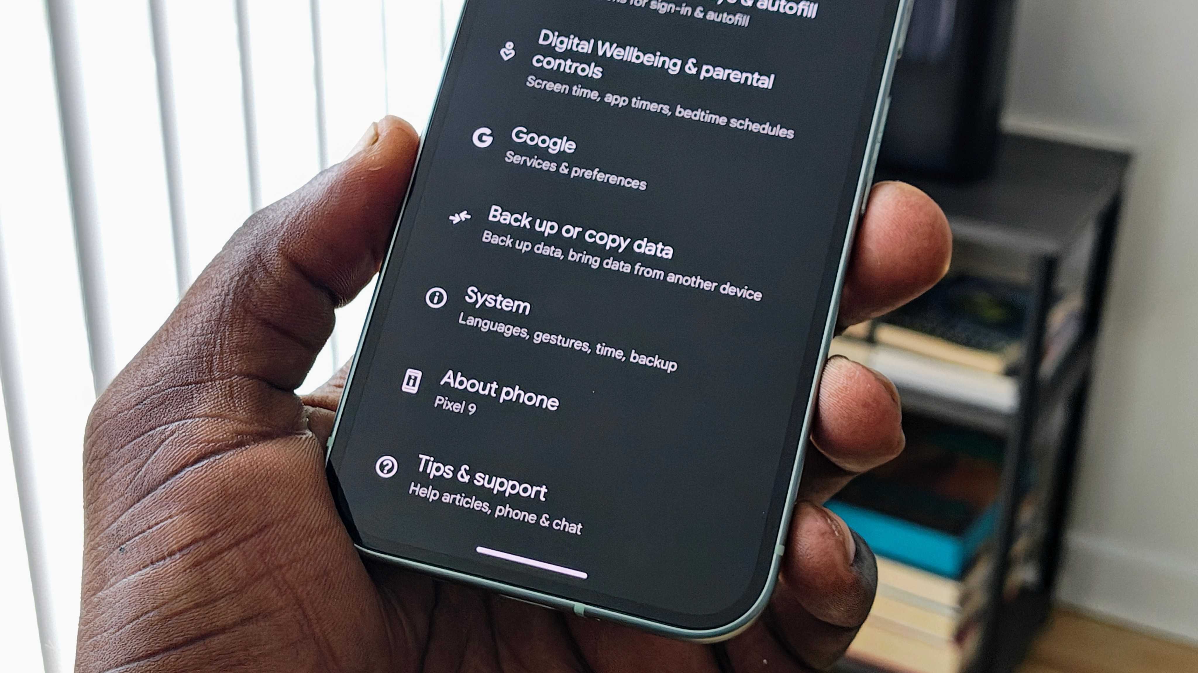 Back up or copy data on the Pixel 9