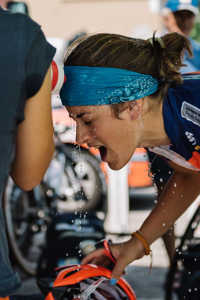 Sara Grifi (Top Girls Fassa Bortolo) cools down