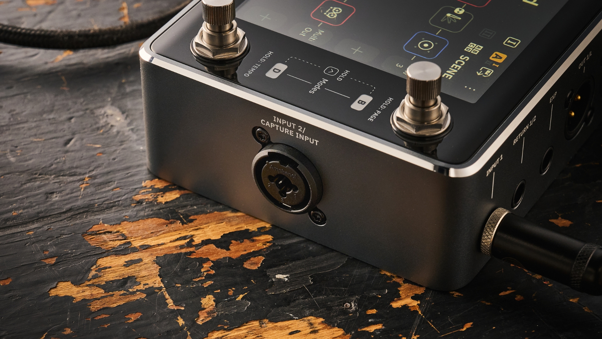 Close up of the XLR/Capture output on a Neural DSP Quad Cortex Mini multi-effects pedal