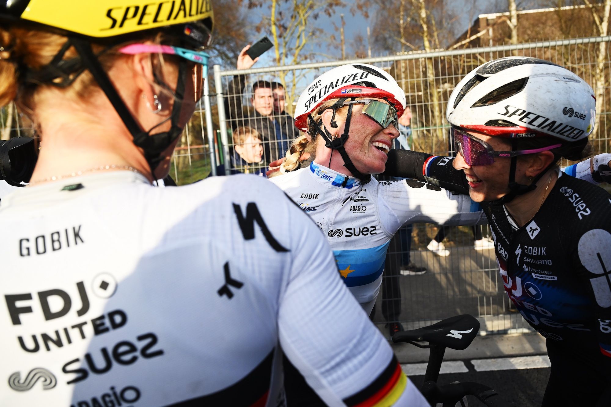 Jakten på Tour de France Femmes-seier med Demi Vollering er «realistisk og utrolig motiverende», sier nøkkelhjelper Juliette Berthet