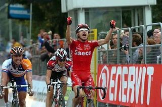 2004 winner Damiano Cunego (Saeco)