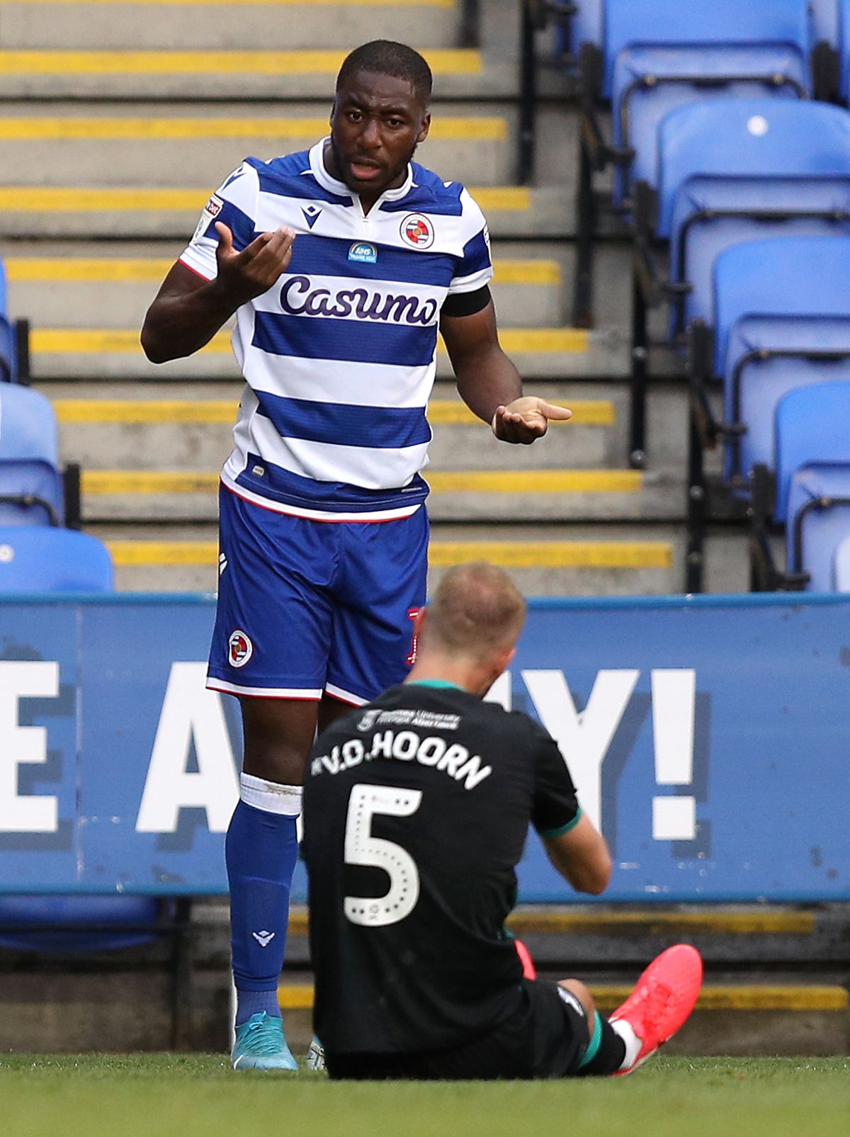 Reading v Swansea City – Sky Bet Championship – Madejski Stadium