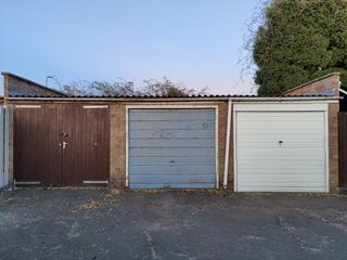 HDR did well to brighten up the darker areas of this shot